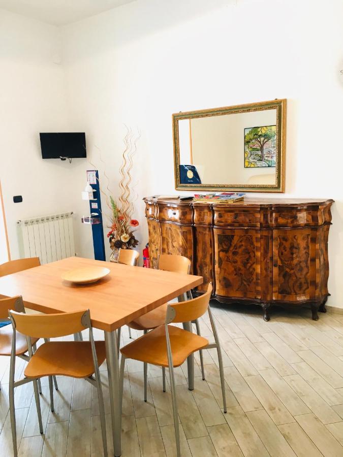 شقة Casa Nina أَجيرولا المظهر الخارجي الصورة